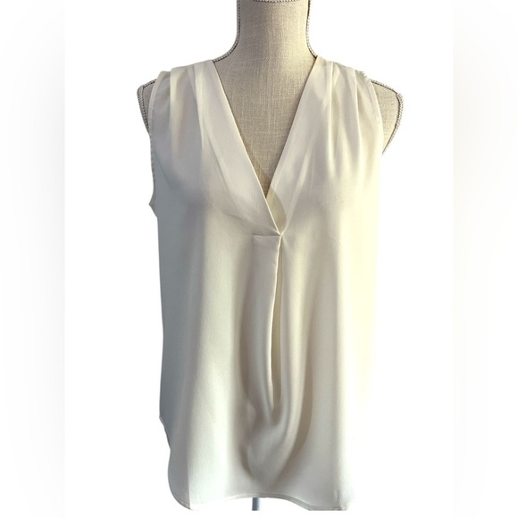 Ralph Lauren Cream Sleeveless Blouse Relaxed Draped - Picture 2 of 8